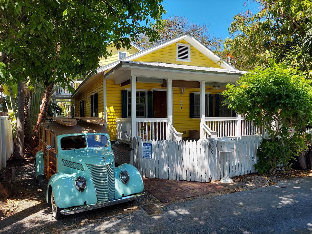 920 Terry Lane - Photo 1