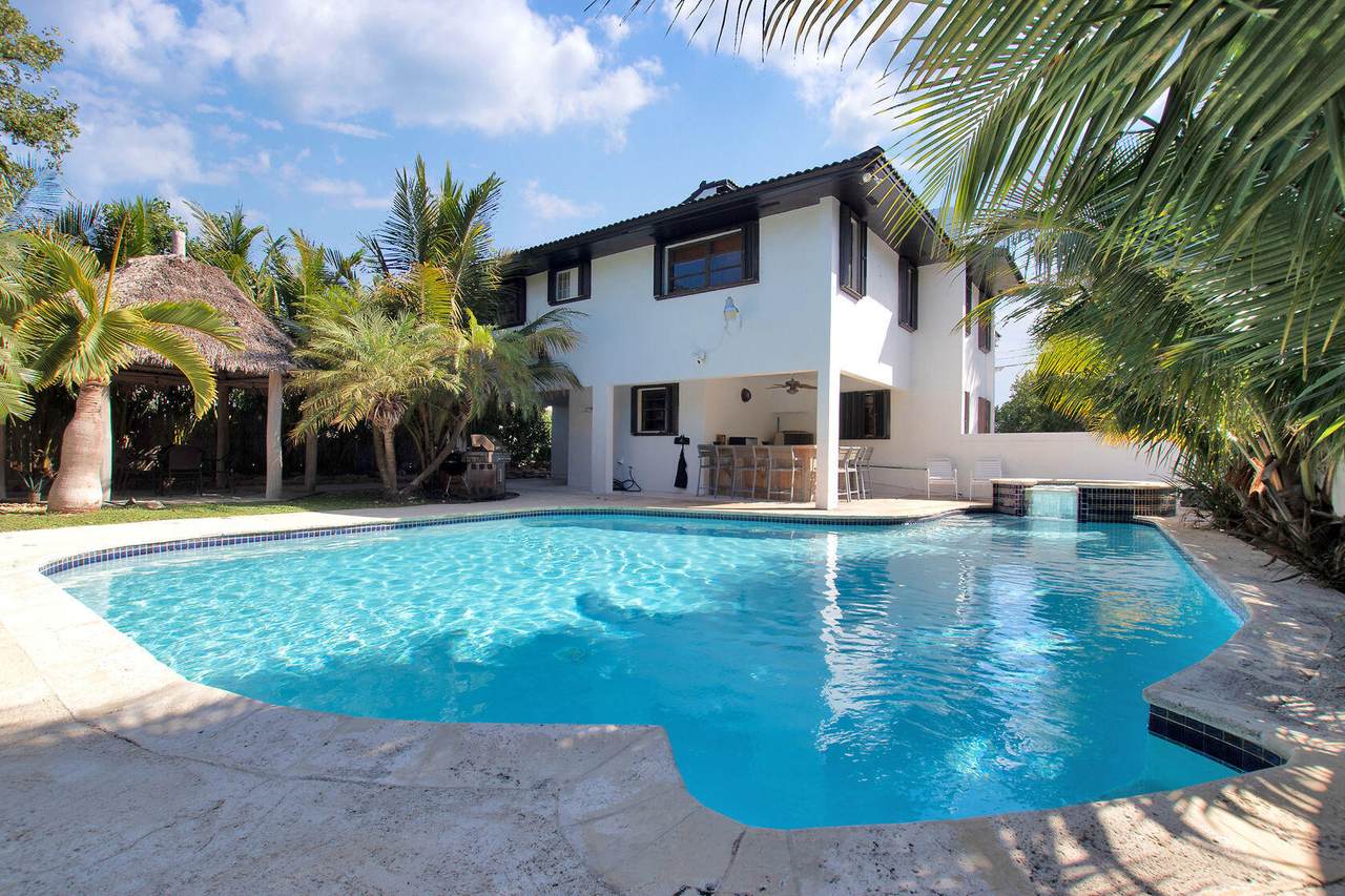 53 Beach Road - Photo 1