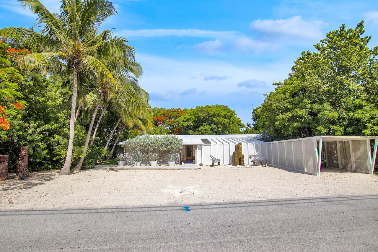128 Ridge Road - Photo 1