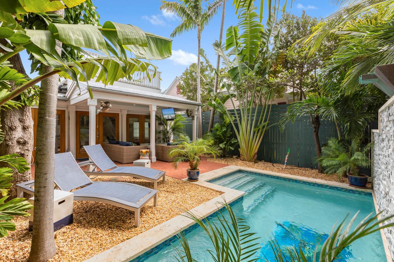 1116 Packer Street - Photo 1
