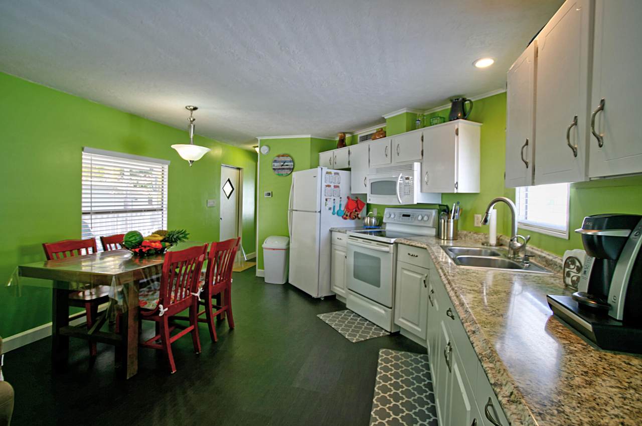 759 Michael Drive - Photo 1