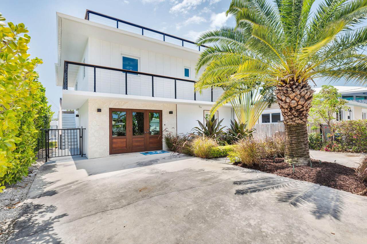 179 Azalea Street - Photo 1