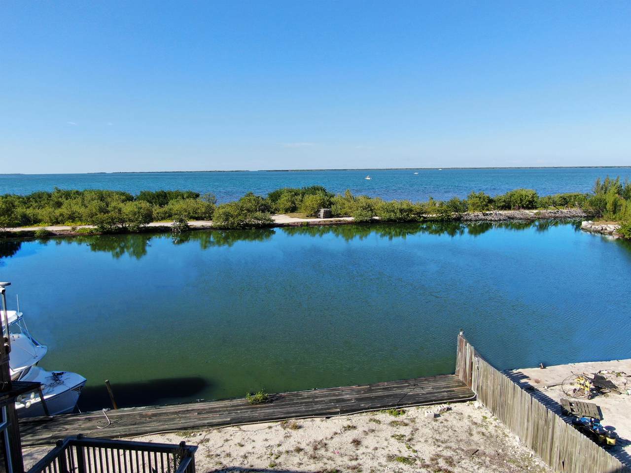 https://bt-photos.global.ssl.fastly.net/flkeys/1280_boomver_2_613036-2.jpg