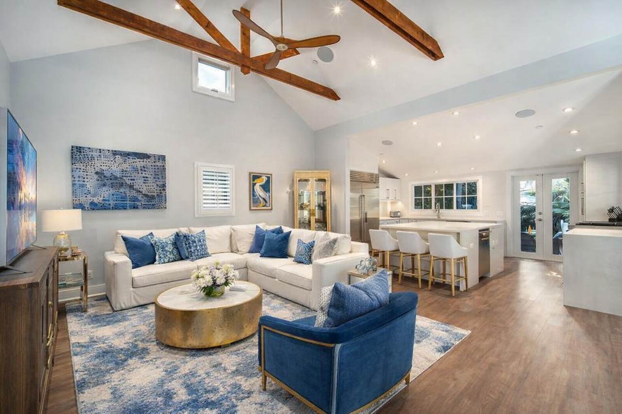 1114 Packer Street - Photo 1