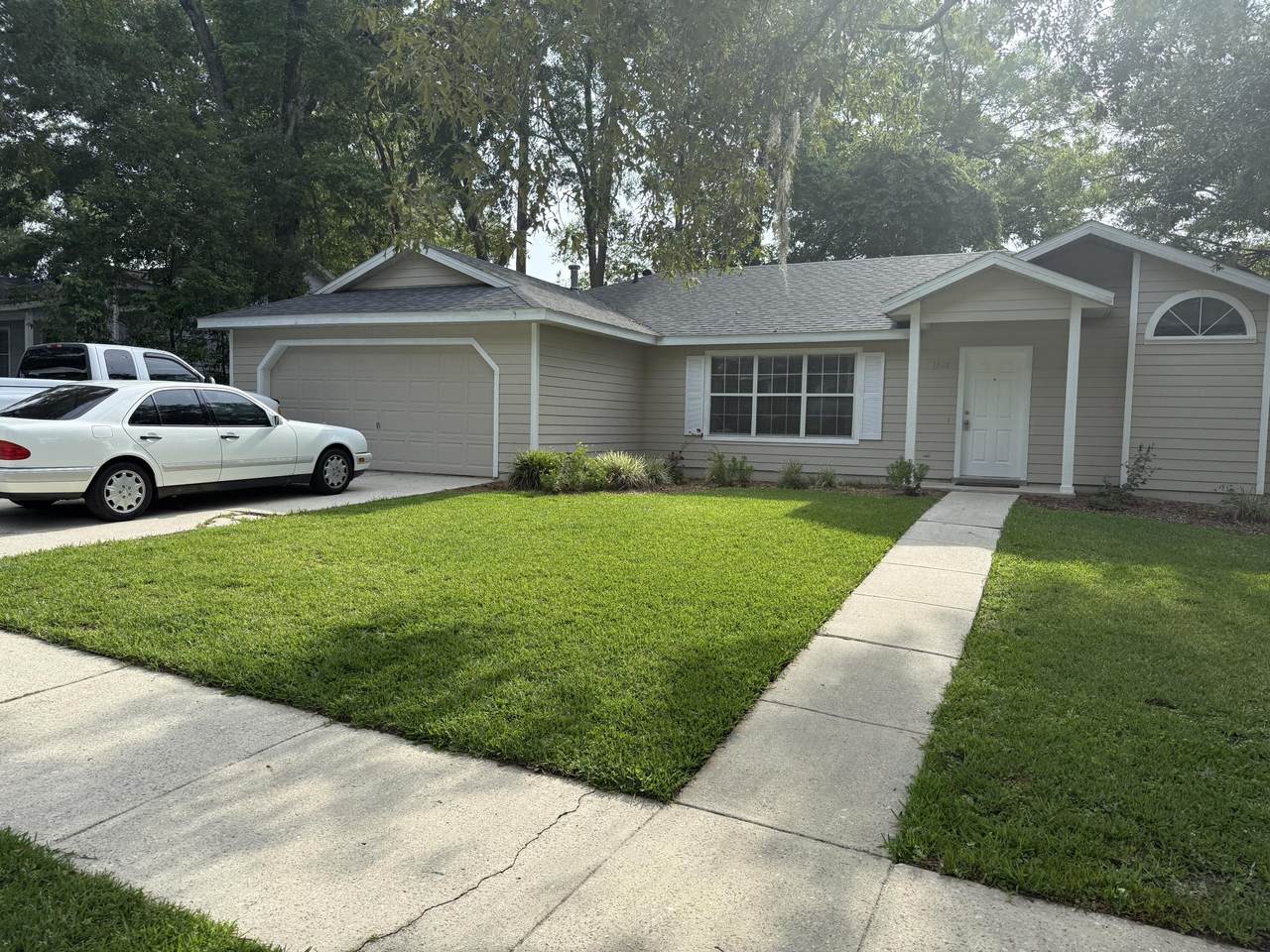 1620 89th Terrace - Photo 1