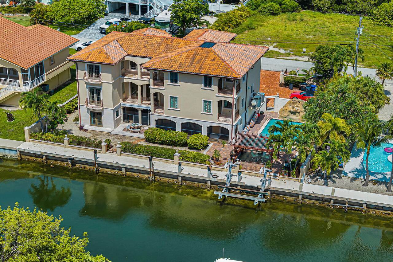 219 Anglers Drive - Photo 1