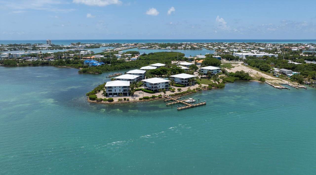 12690 Overseas Highway - Photo 1