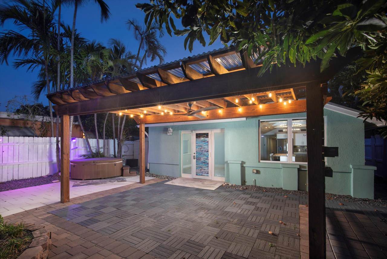 1606 Flagler Avenue - Photo 1