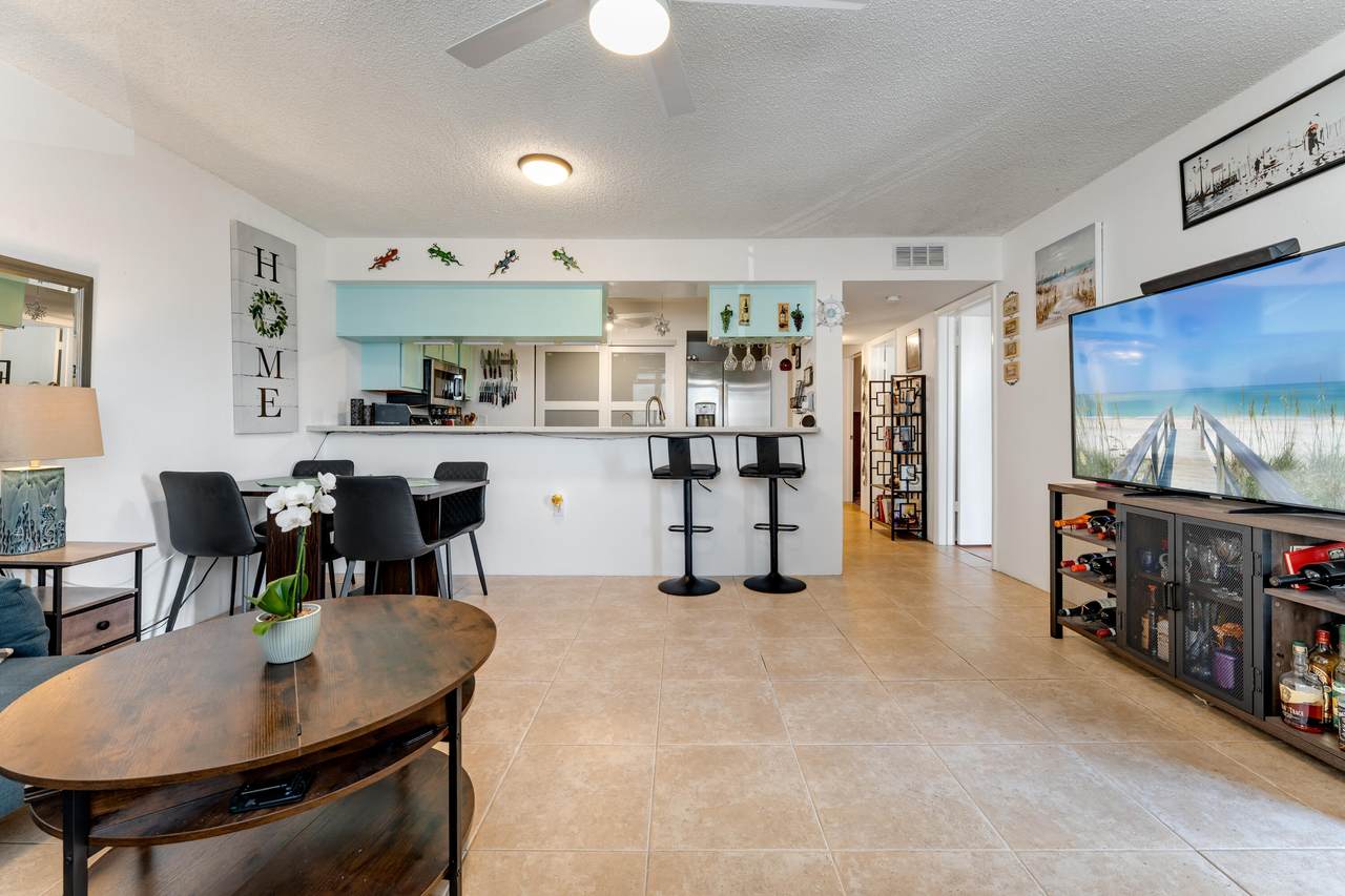 3930 Roosevelt Boulevard - Photo 1