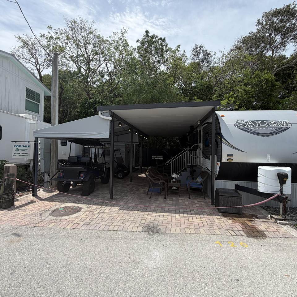 325 Calusa Street - Photo 1