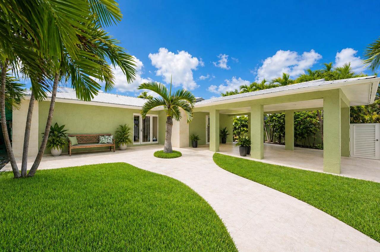 3206 Riviera Drive - Photo 1