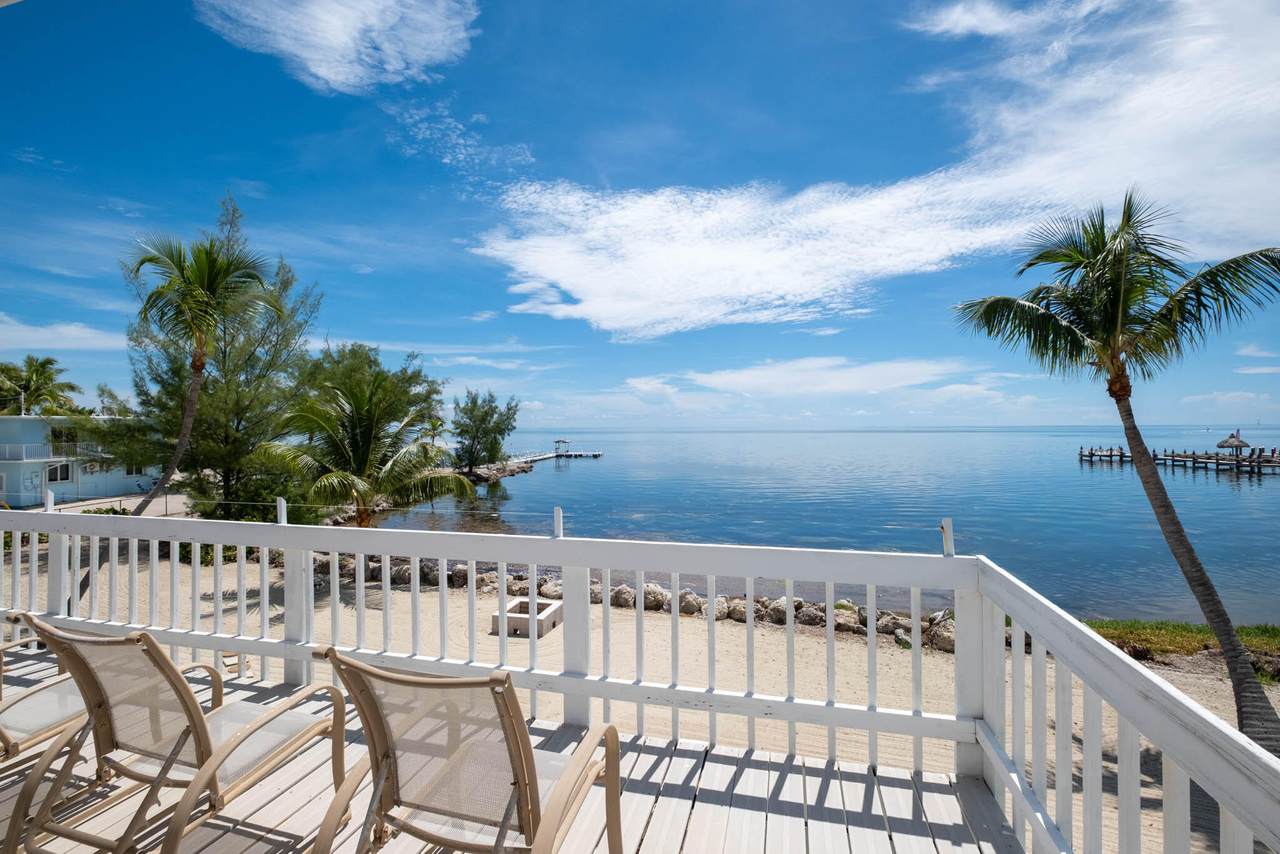 82749 Old Highway - Photo 1