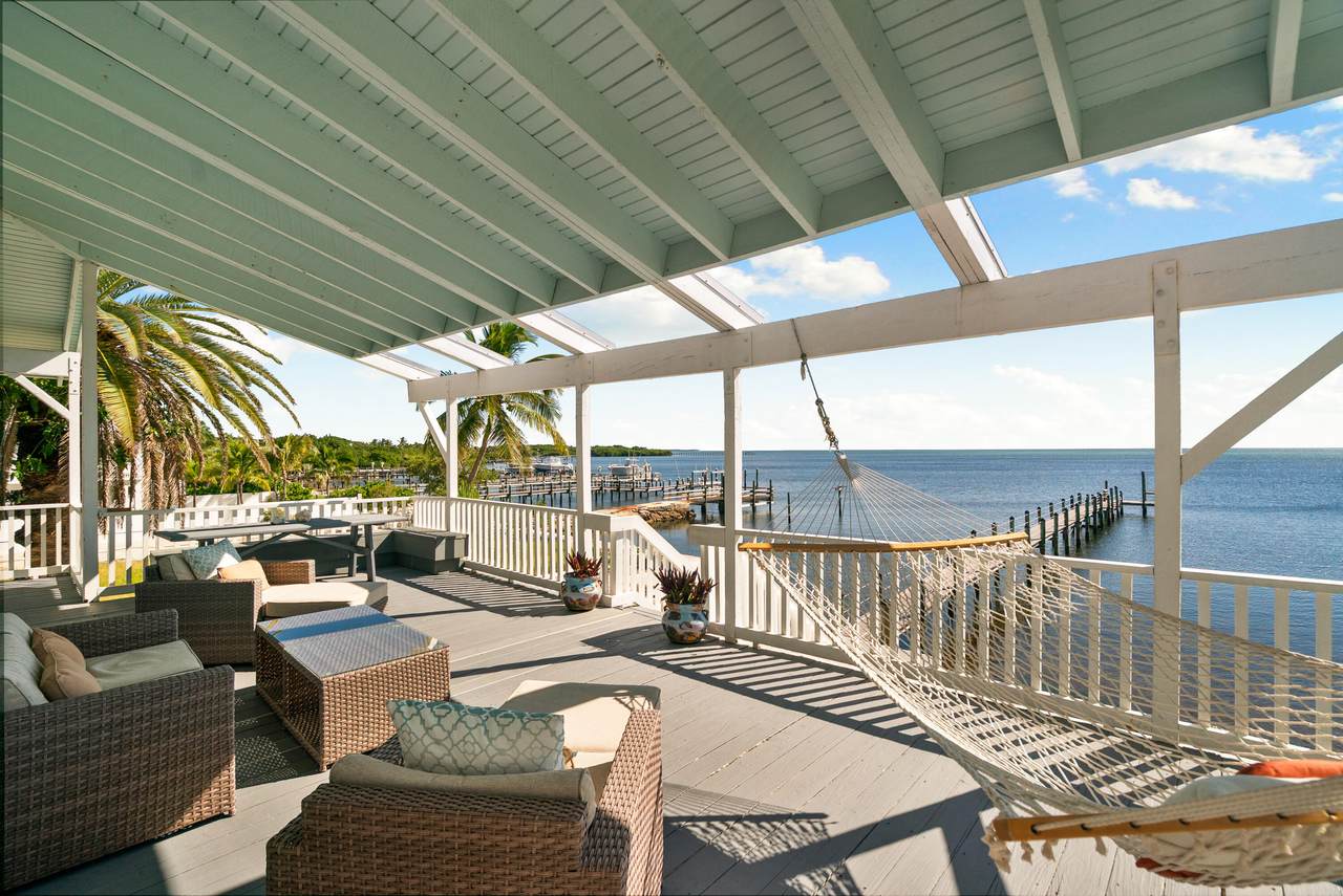 236 Tarpon Street - Photo 1