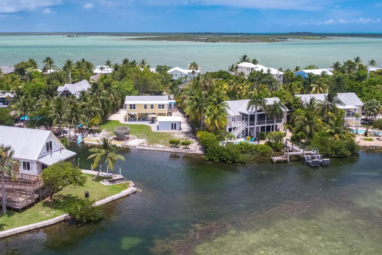 https://bt-photos.global.ssl.fastly.net/flkeys/1280_boomver_2_616825-2.jpg