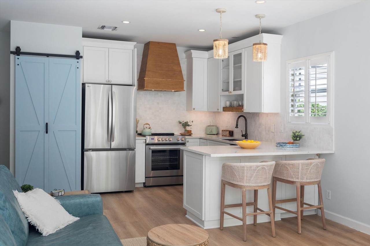 634 Louisa Street - Photo 1