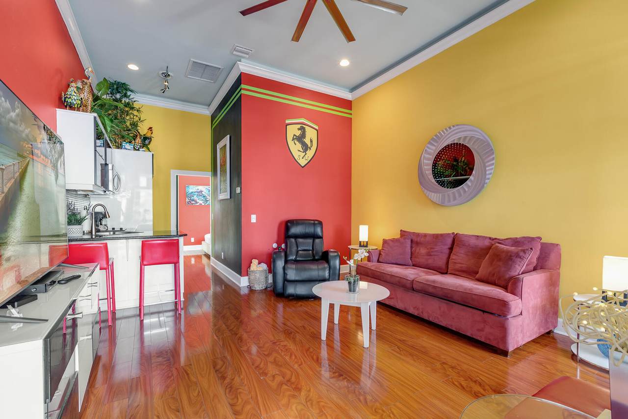 422 Amelia Street - Photo 1