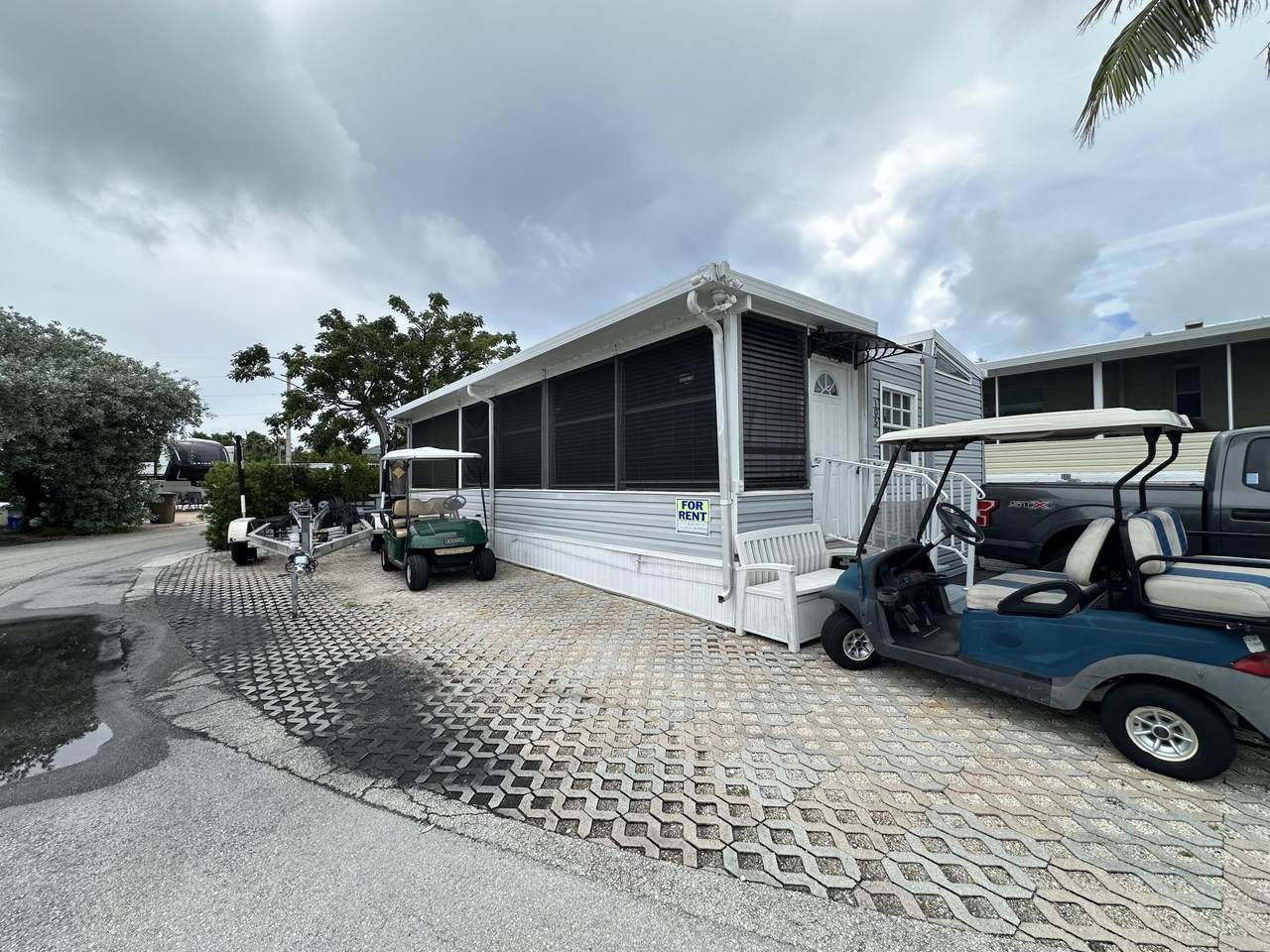 https://bt-photos.global.ssl.fastly.net/flkeys/1280_boomver_2_617182-2.jpg