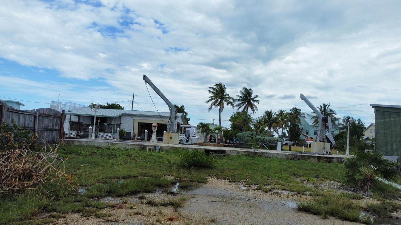 https://bt-photos.global.ssl.fastly.net/flkeys/1280_boomver_2_617201-2.jpg