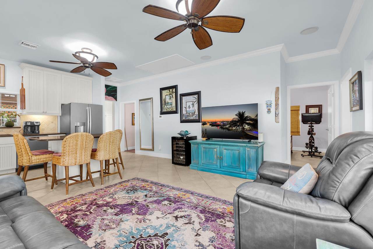 420 17Th Court Gulf - Photo 1