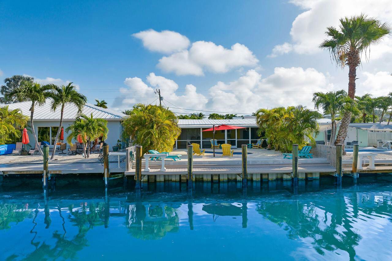 171 10Th Street - Photo 1