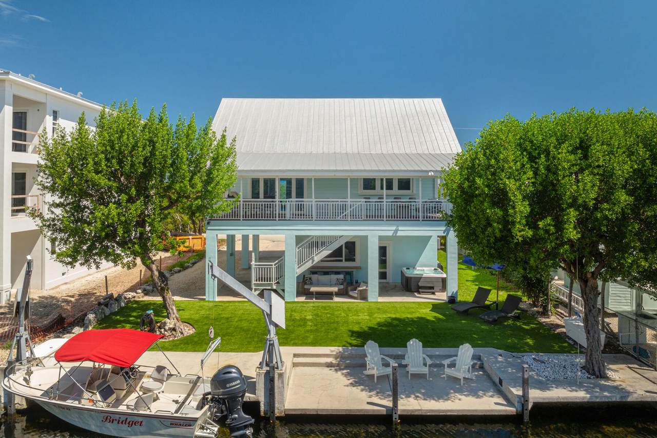 185 Ojibway Avenue - Photo 1