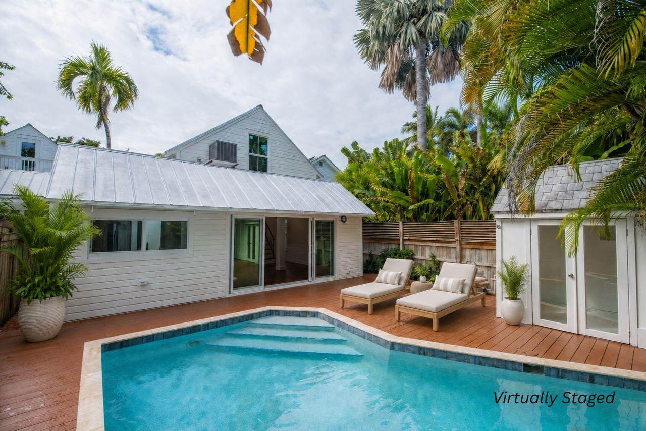 609 Margaret Street - Photo 1
