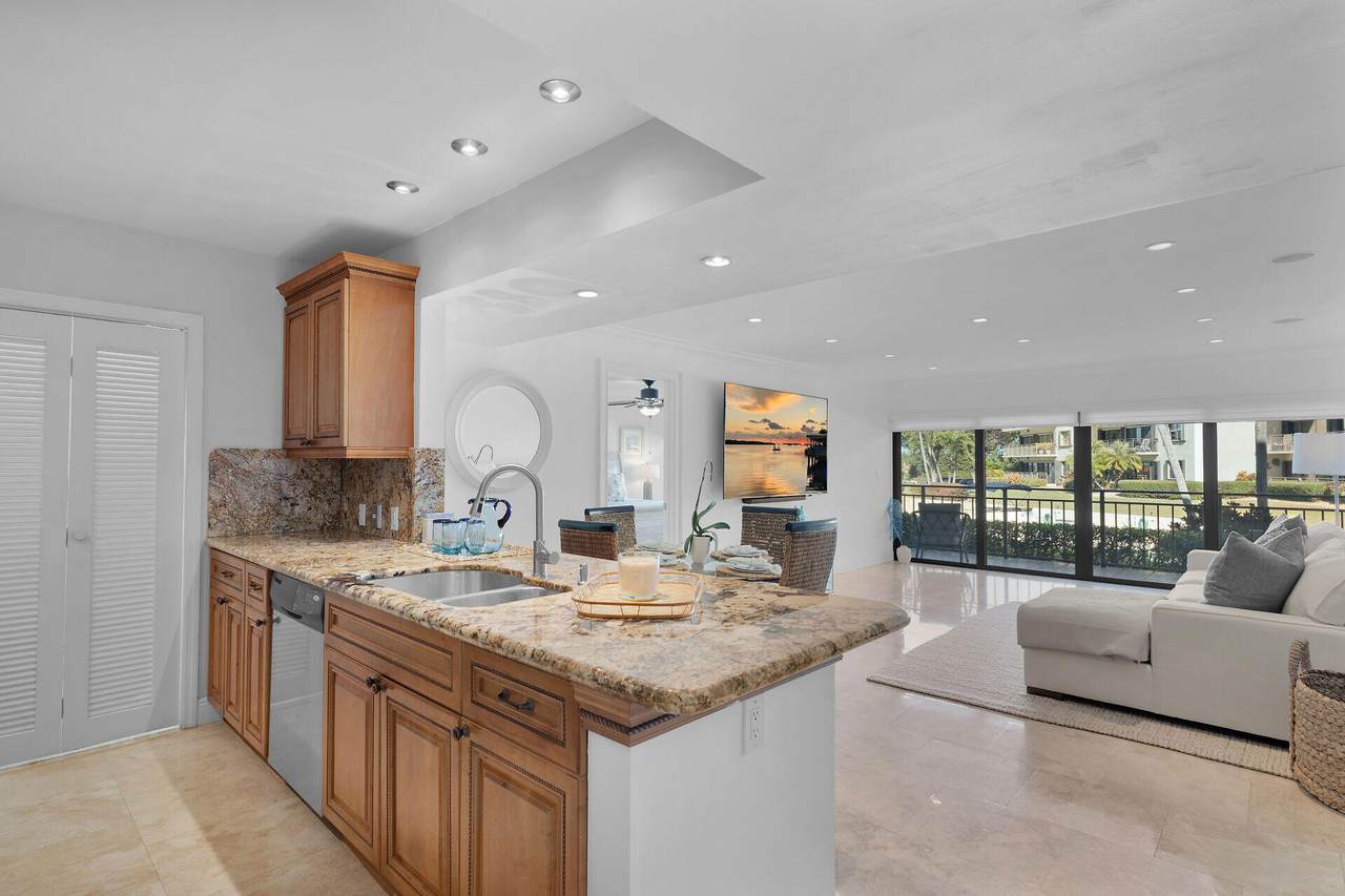 104500 Overseas Highway - Photo 1