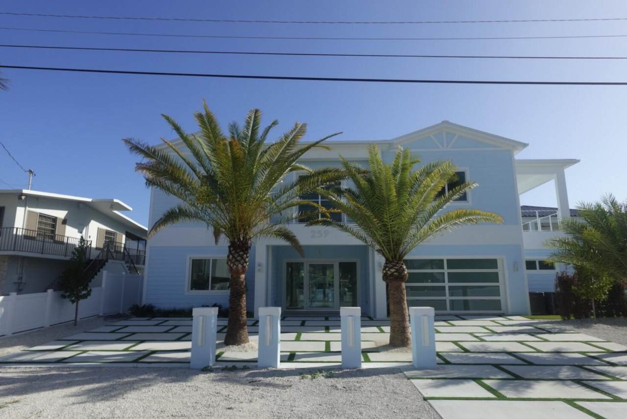 259 St Thomas Avenue - Photo 1