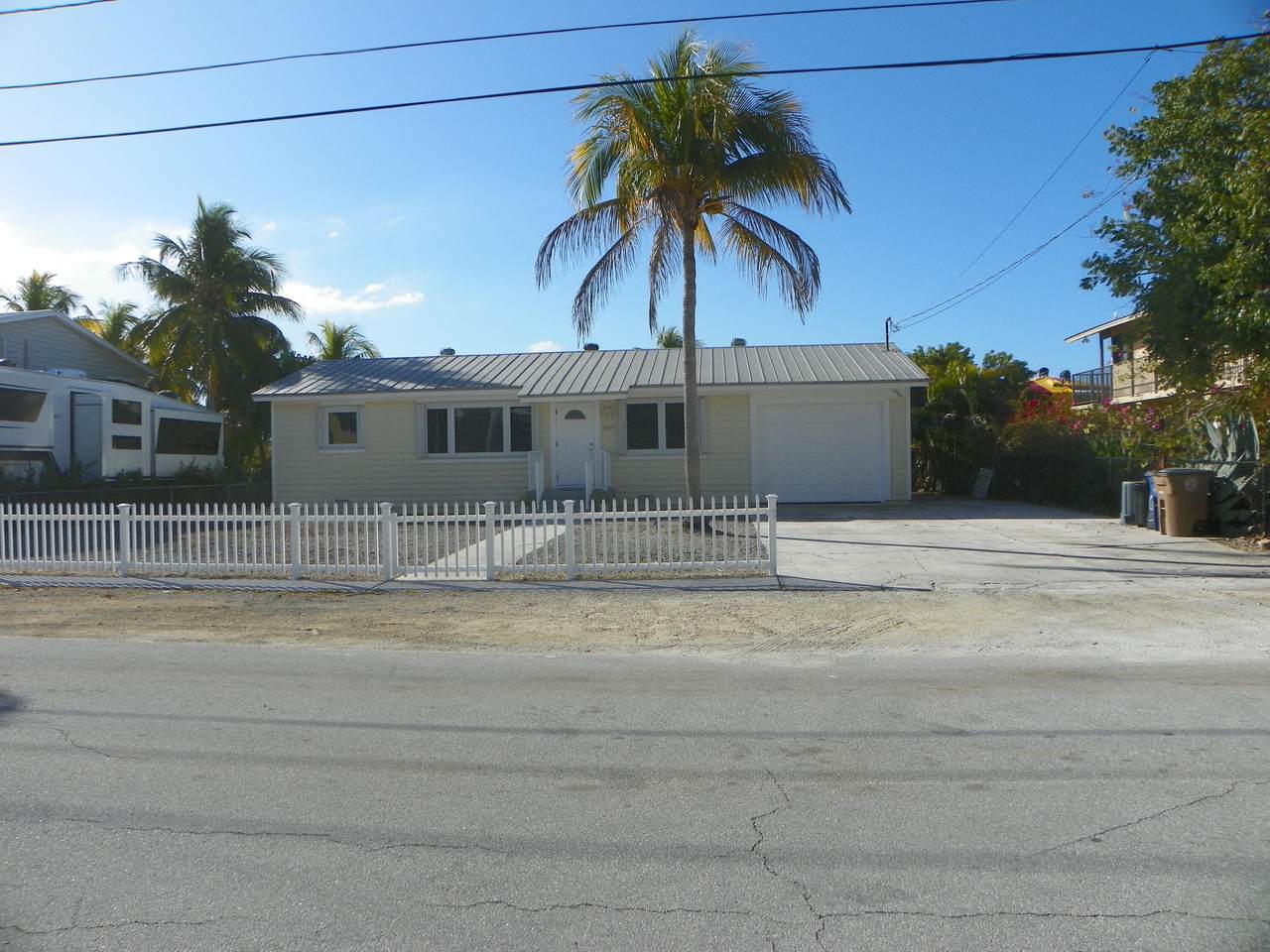 https://bt-photos.global.ssl.fastly.net/flkeys/1280_boomver_2_618629-2.jpg