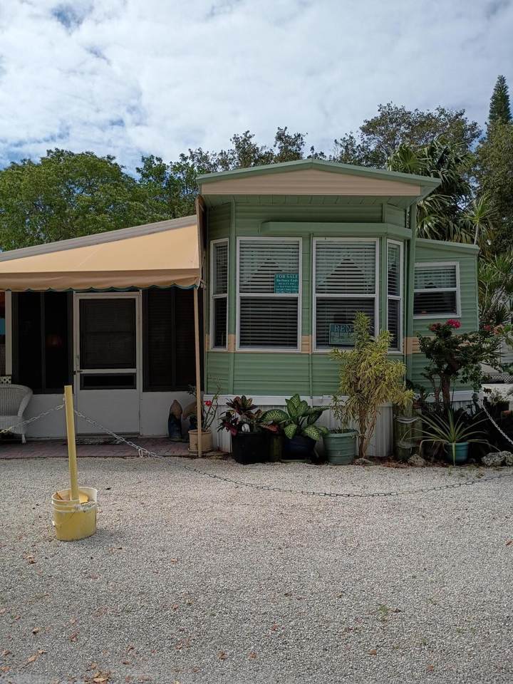 101551 Overseas Highway - Photo 1