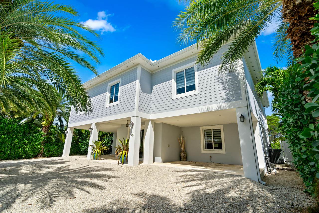 145 Venetian Drive - Photo 1