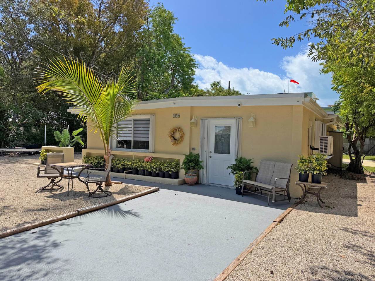 158 Pearl Avenue - Photo 1