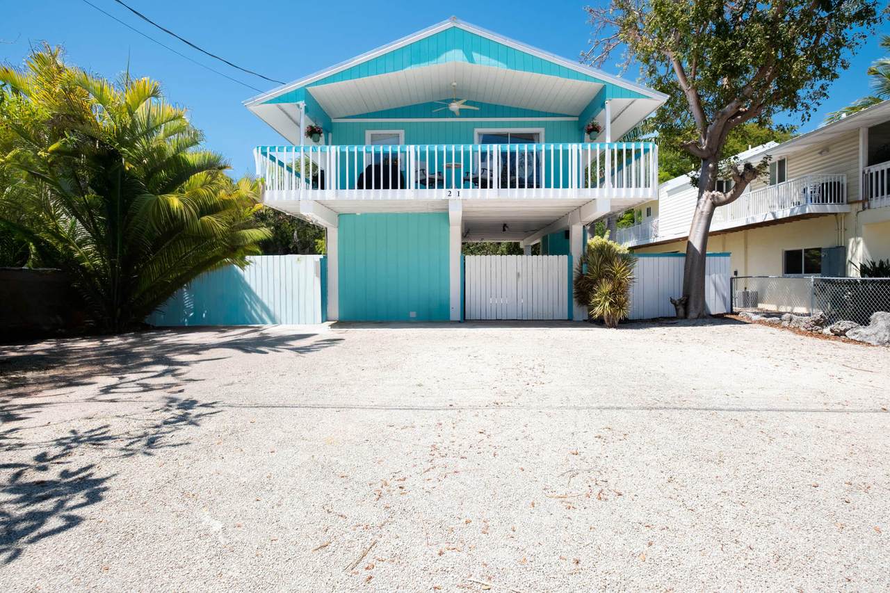 21 Meridian Avenue - Photo 1