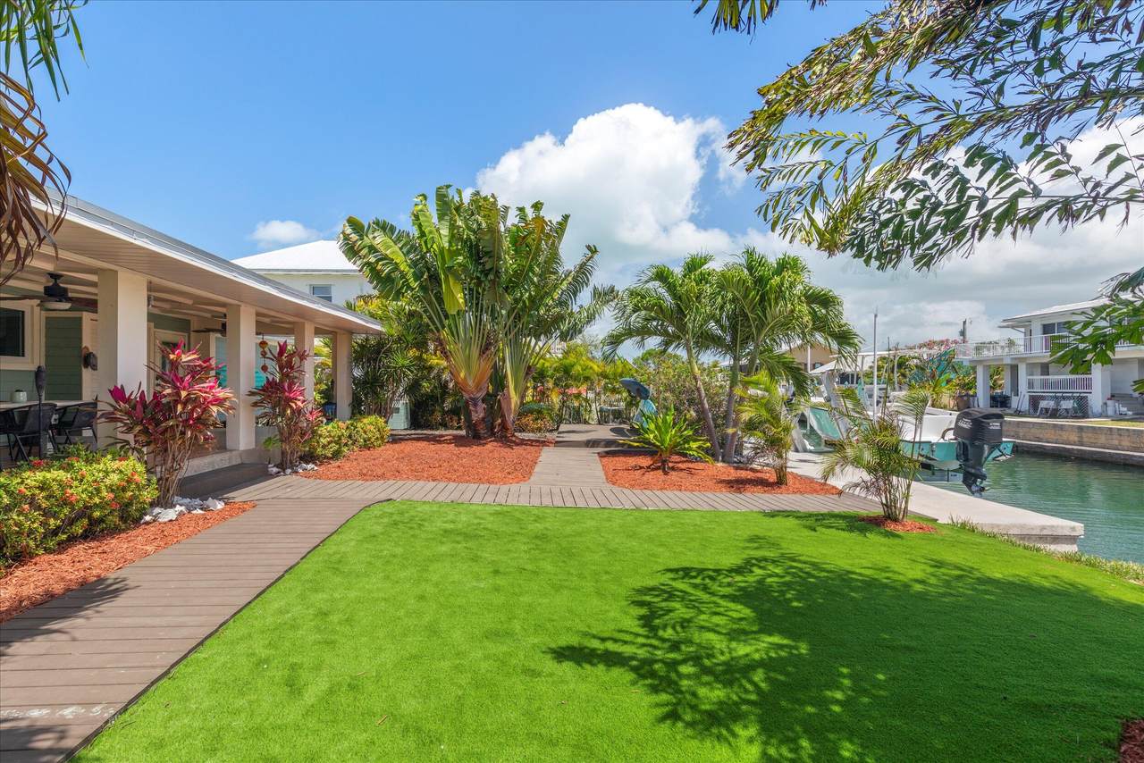 5 Emerald Drive - Photo 1