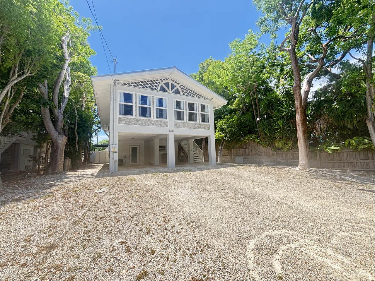 1033 Valencia Road - Photo 1