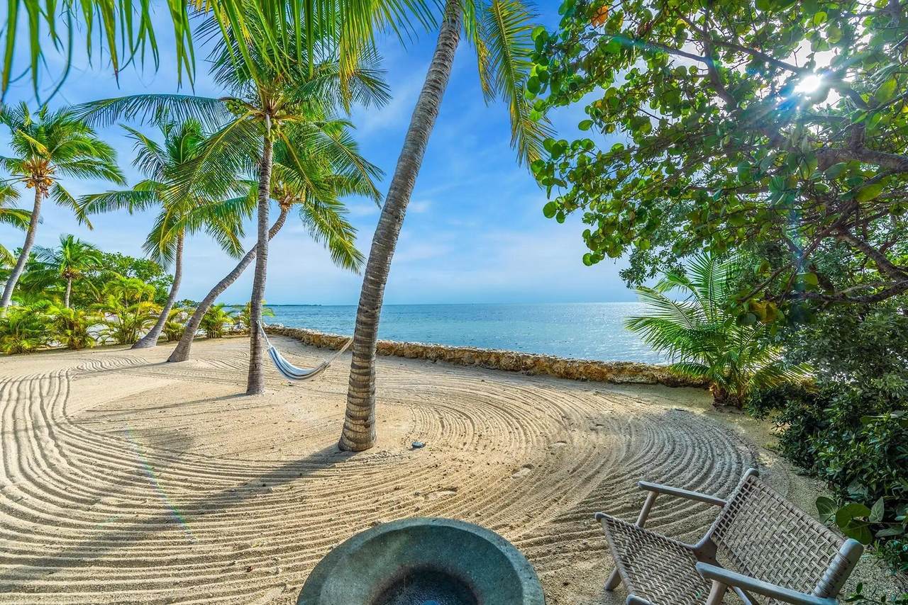 https://bt-photos.global.ssl.fastly.net/flkeys/1280_boomver_1_619743-2.jpg