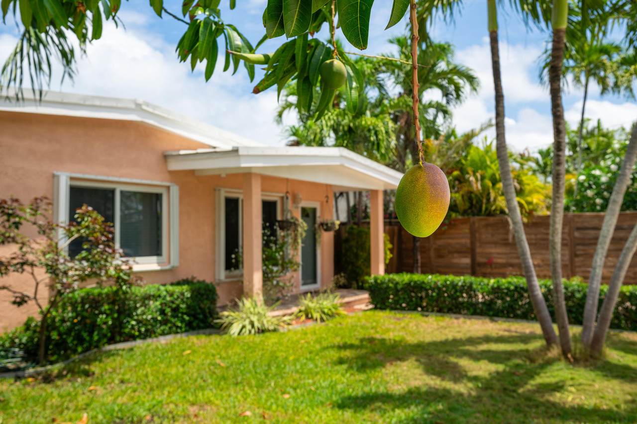 2417 Linda Avenue - Photo 1
