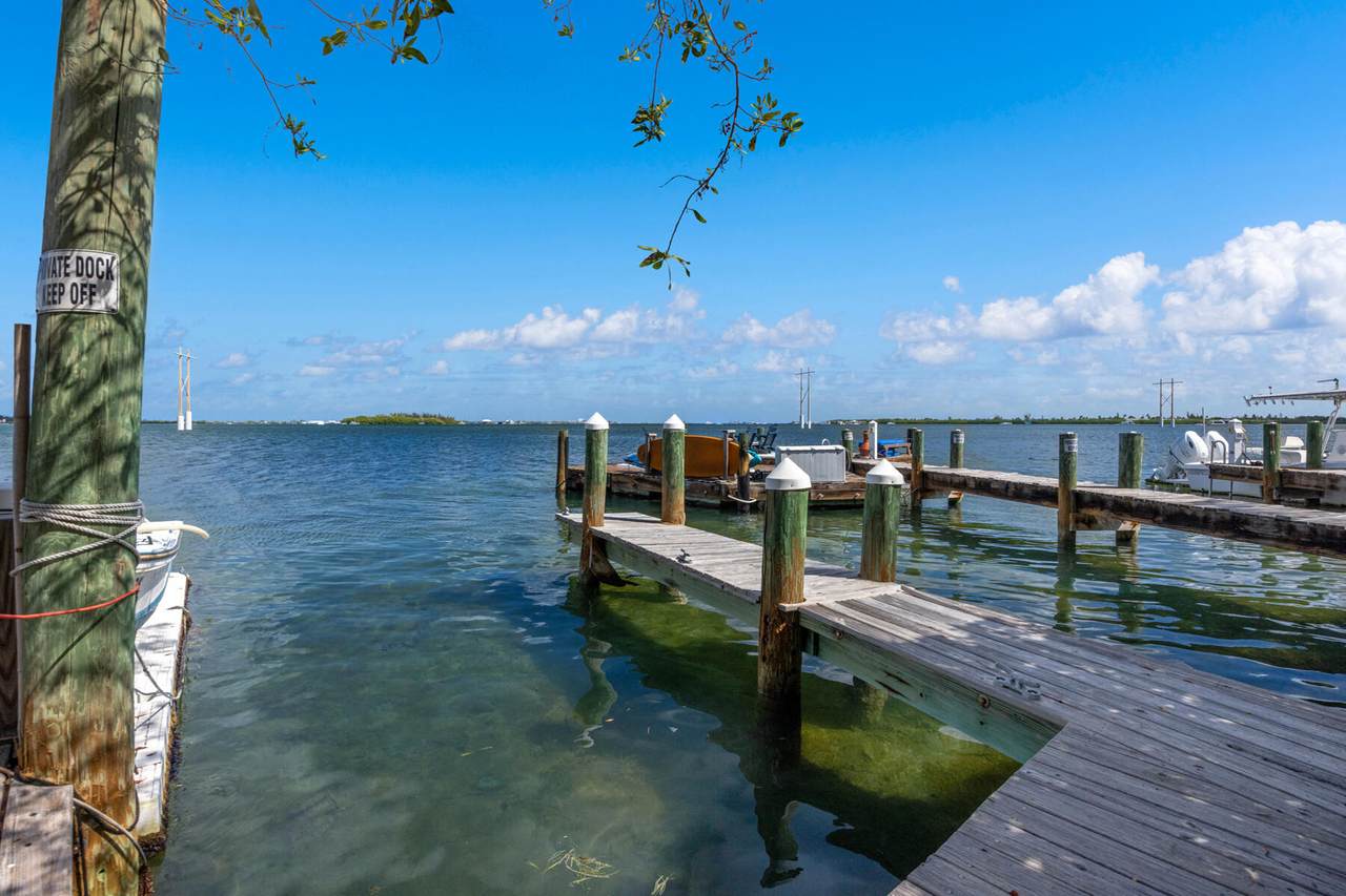 https://bt-photos.global.ssl.fastly.net/flkeys/1280_boomver_1_620045-2.jpg