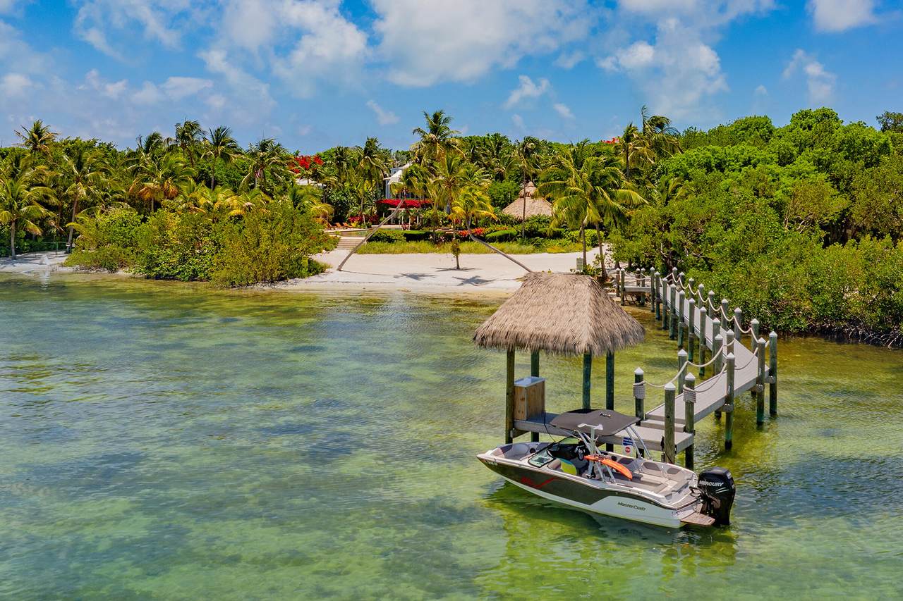 https://bt-photos.global.ssl.fastly.net/flkeys/1280_boomver_2_620077-2.jpg