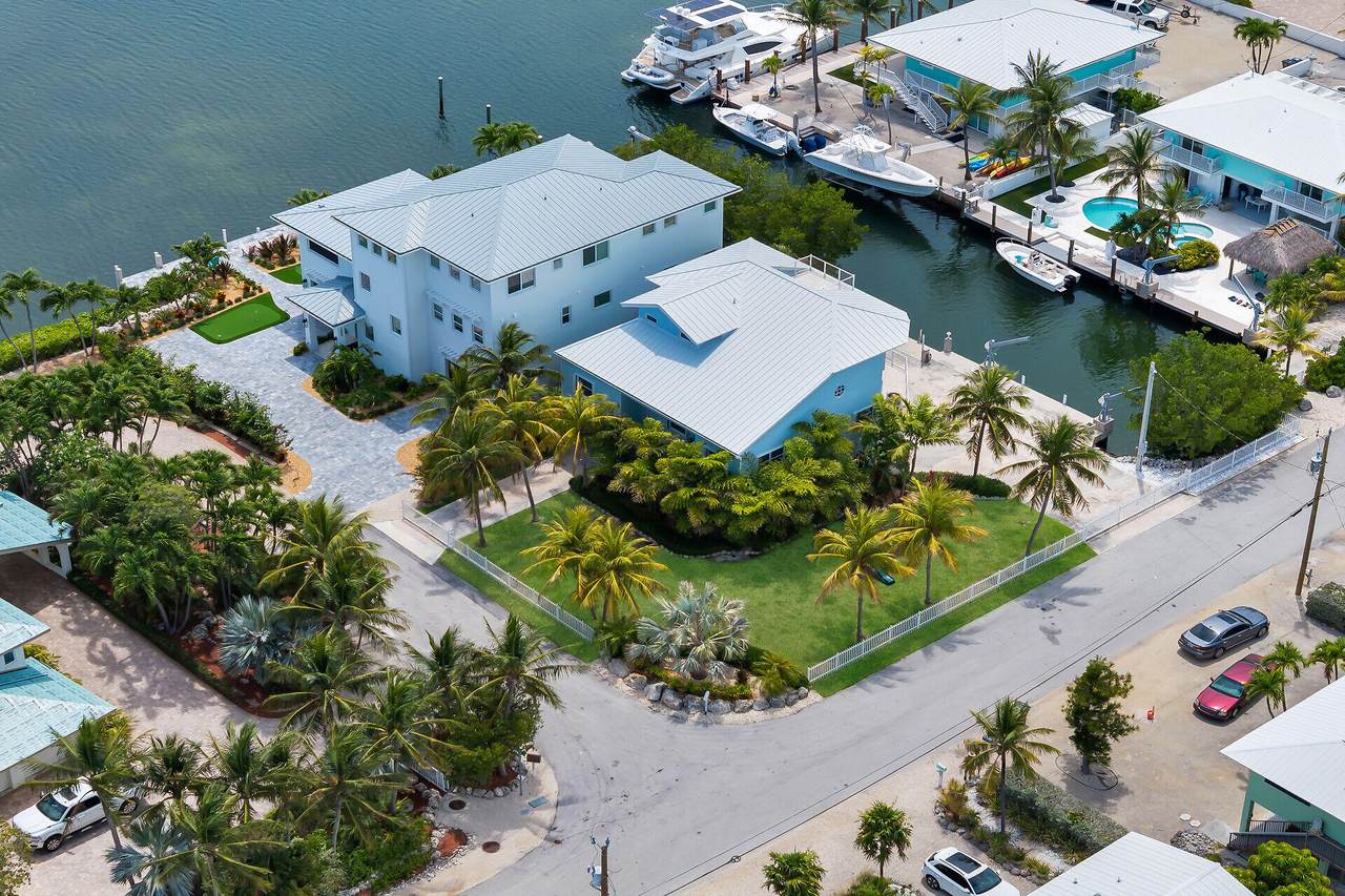 https://bt-photos.global.ssl.fastly.net/flkeys/1280_boomver_2_620169-2.jpg