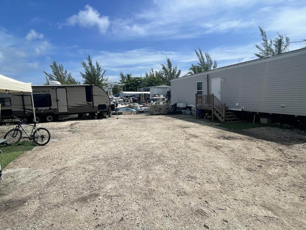 https://bt-photos.global.ssl.fastly.net/flkeys/1280_boomver_2_620170-2.jpg