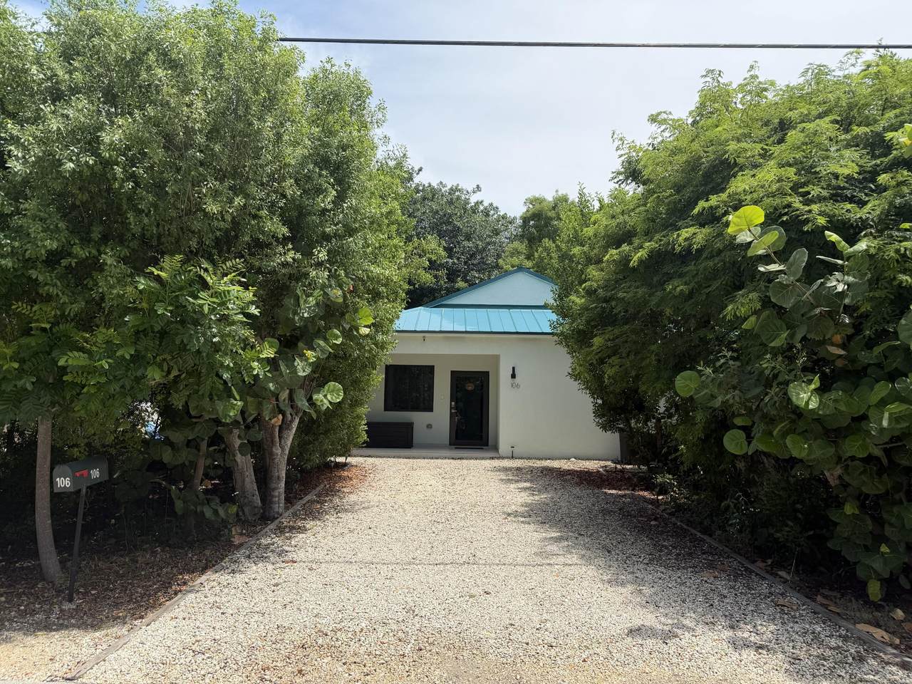 106 Bay Harbor Drive - Photo 1