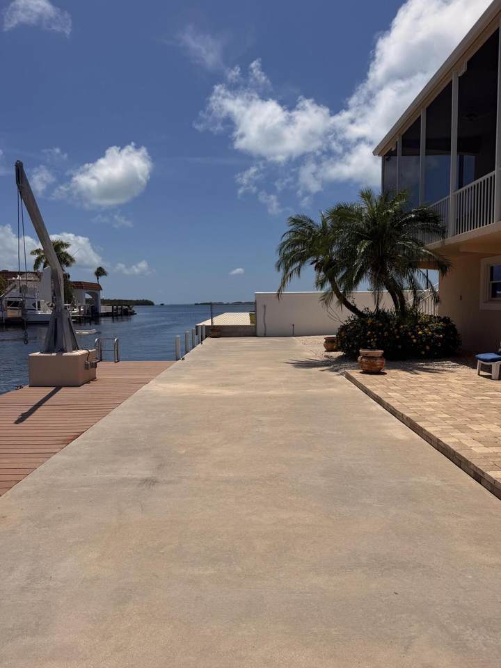 https://bt-photos.global.ssl.fastly.net/flkeys/1280_boomver_2_620442-2.jpg