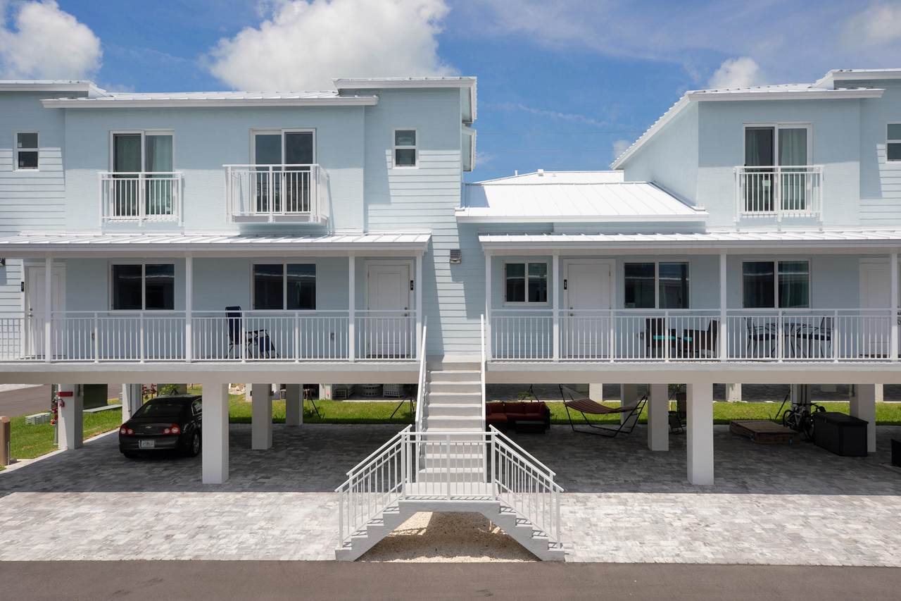 10877 Overseas Highway - Photo 1