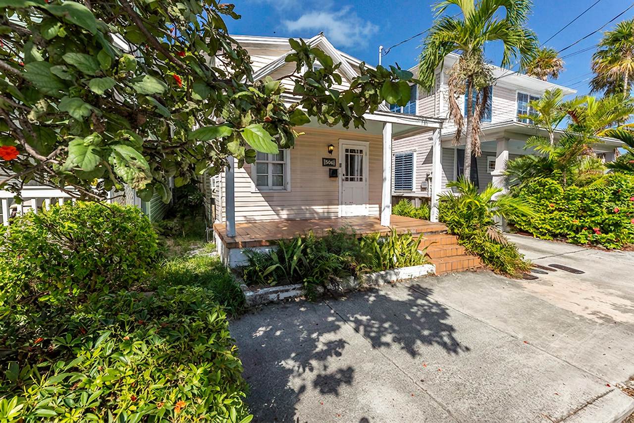 506 Grinnell Street - Photo 1