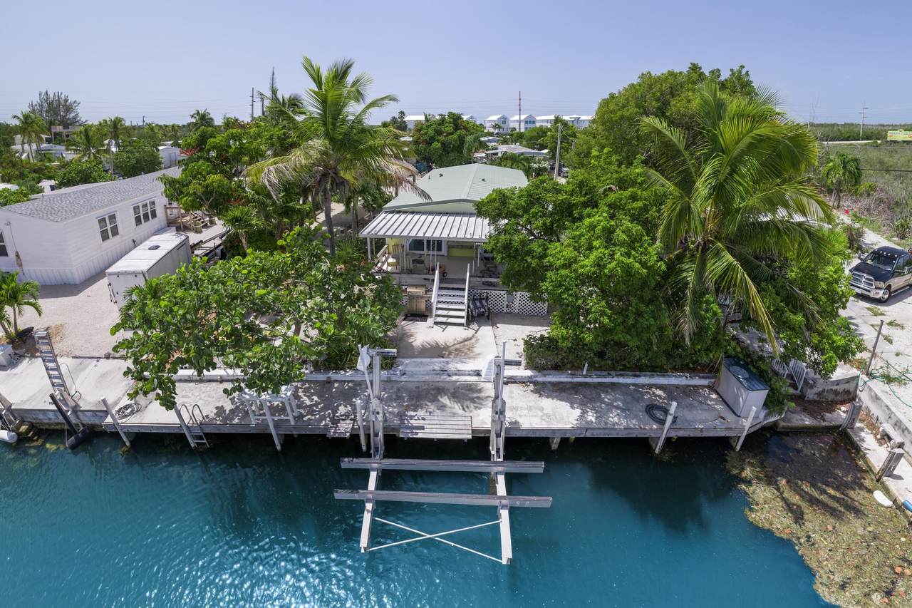https://bt-photos.global.ssl.fastly.net/flkeys/1280_boomver_2_621044-2.jpg