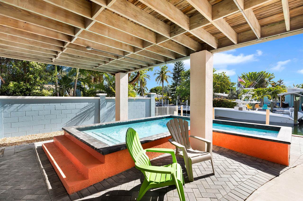 275 30Th Street Ocean - Photo 1