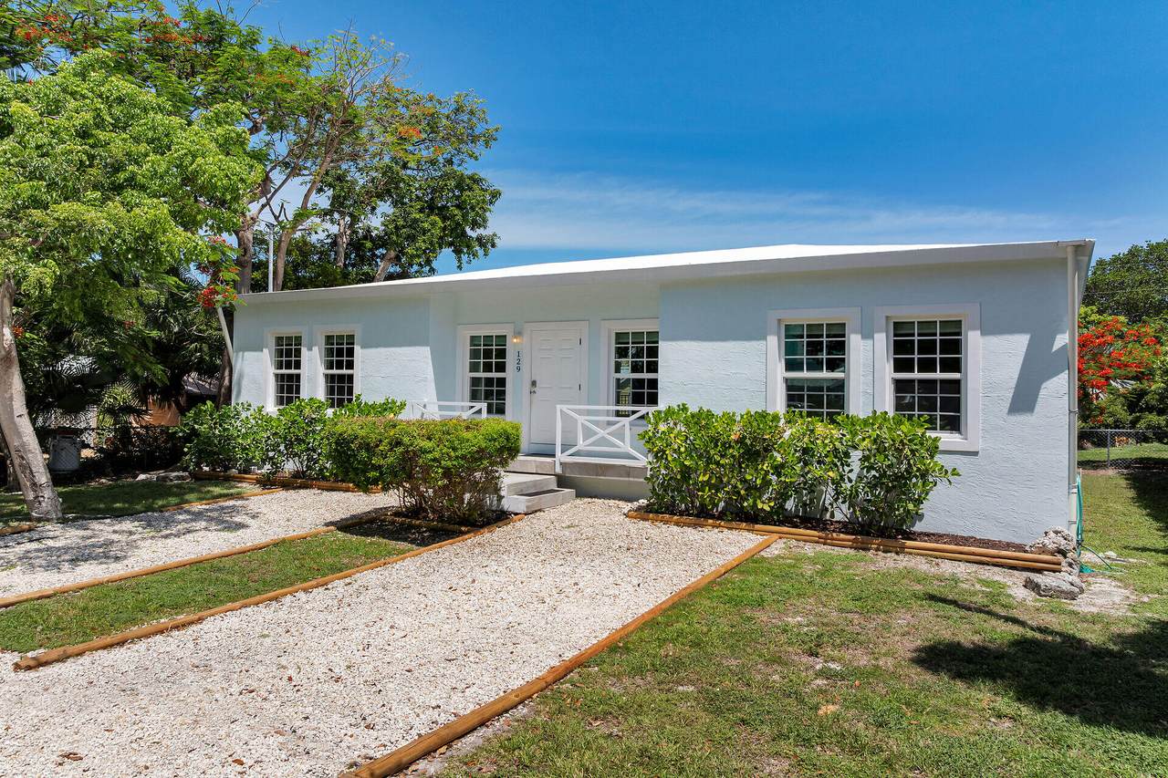 129 Tavern Drive - Photo 1