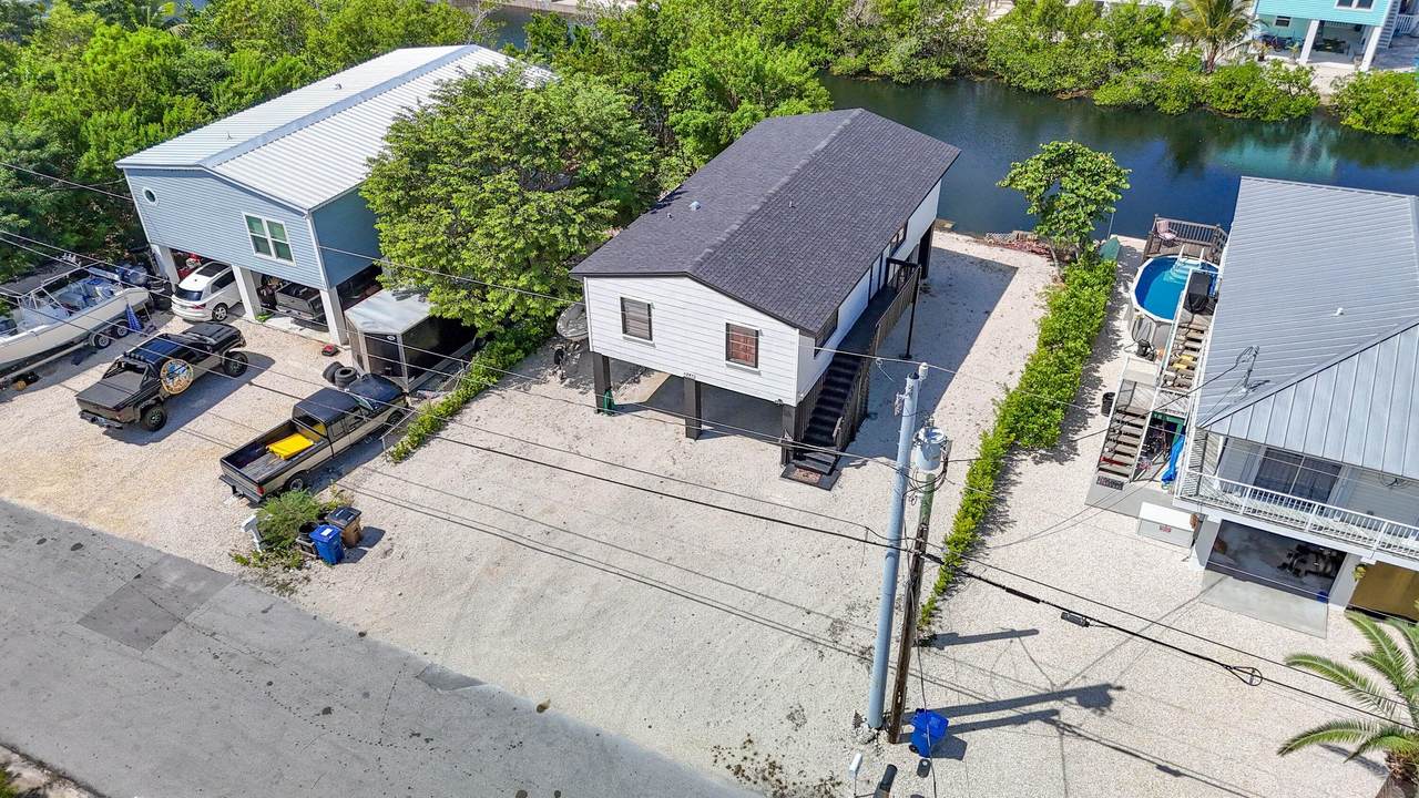 74 Pelican Lane - Photo 1