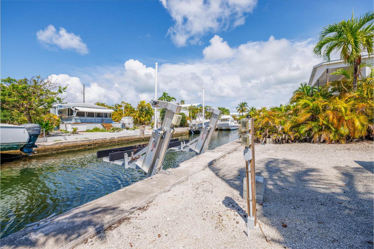 https://bt-photos.global.ssl.fastly.net/flkeys/1280_boomver_2_621402-2.jpg